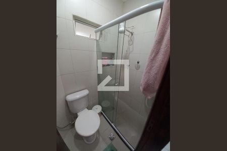 Banheiro 1 de casa para alugar com 3 quartos, 126m² em Parque Sao Vicente, São Vicente