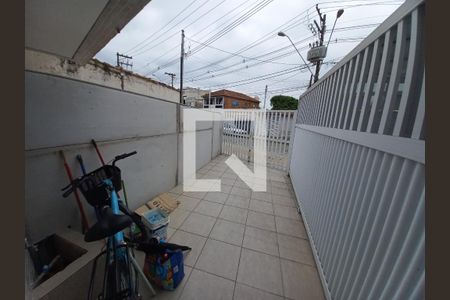 Garagem de casa para alugar com 3 quartos, 126m² em Parque Sao Vicente, São Vicente