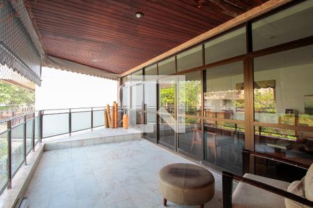 Varanda de apartamento à venda com 3 quartos, 156m² em Barra da Tijuca, Rio de Janeiro