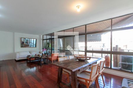 Sala de apartamento à venda com 3 quartos, 156m² em Barra da Tijuca, Rio de Janeiro