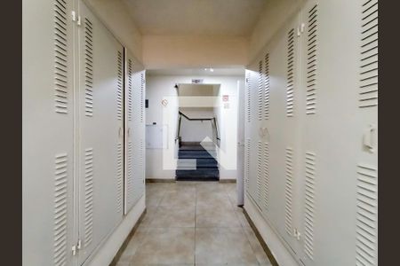 Corredor de apartamento à venda com 2 quartos, 46m² em Partenon, Porto Alegre