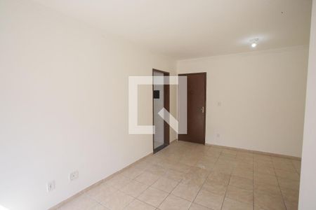 Sala de apartamento para alugar com 3 quartos, 67m² em Pechincha, Rio de Janeiro