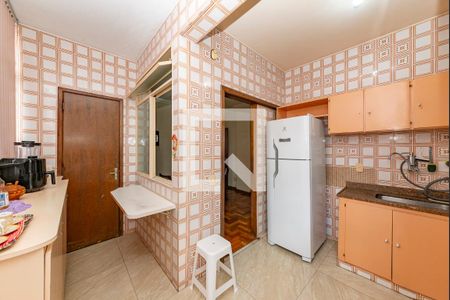 Cozinha de apartamento à venda com 3 quartos, 92m² em Prado, Belo Horizonte