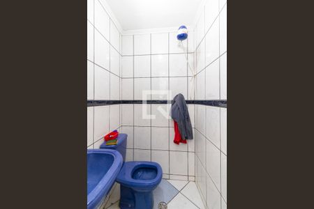 Banheiro 2 de casa à venda com 2 quartos, 52m² em Conjunto Residencial José Bonifácio, São Paulo