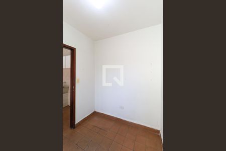 Quarto de serviço de casa à venda com 4 quartos, 150m² em Vila Nilo, São Paulo