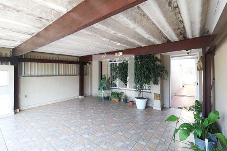 Garagem de casa à venda com 4 quartos, 150m² em Vila Nilo, São Paulo