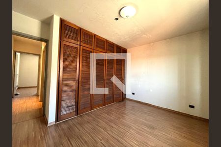 Quarto 1 de casa à venda com 3 quartos, 144m² em Vila Fachini, São Paulo