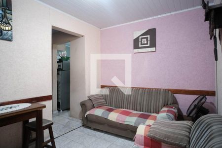 Sala de casa à venda com 4 quartos, 600m² em Vila Domitila, São Paulo