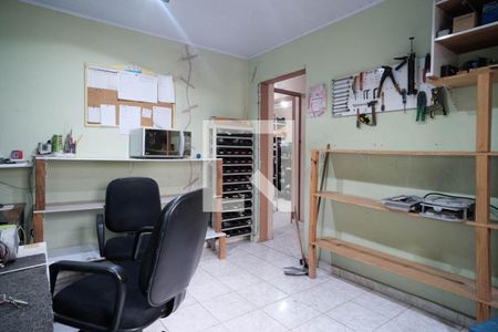 Escritório de casa à venda com 4 quartos, 600m² em Vila Domitila, São Paulo