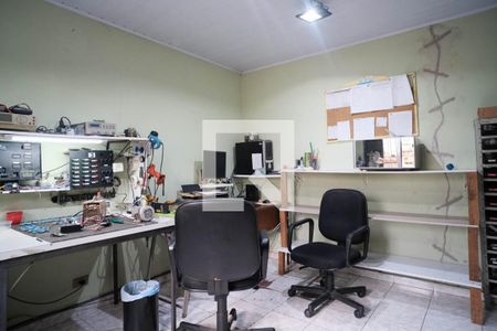 Escritório de casa à venda com 4 quartos, 600m² em Vila Domitila, São Paulo