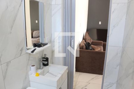 Banheiro de casa para alugar com 1 quarto, 100m² em Bonsucesso, Belo Horizonte