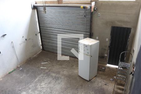Garagem de casa para alugar com 1 quarto, 100m² em Bonsucesso, Belo Horizonte