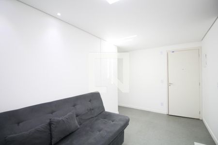 Sala de apartamento para alugar com 2 quartos, 47m² em Vila Suzana, São Paulo
