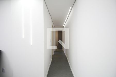 corredor de apartamento para alugar com 2 quartos, 47m² em Vila Suzana, São Paulo