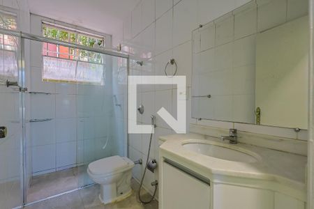 Banheiro de apartamento à venda com 3 quartos, 70m² em Padre Eustáquio, Belo Horizonte
