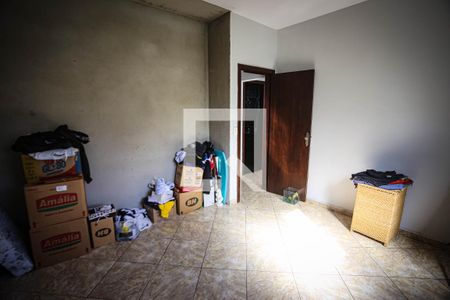 Quarto de Serviço de casa à venda com 4 quartos, 243m² em Vila Ermelinda, Belo Horizonte