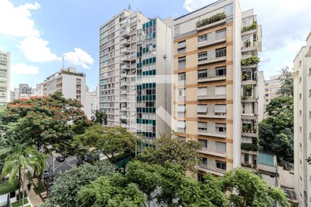 Vista de apartamento à venda com 3 quartos, 220m² em Higienópolis, São Paulo