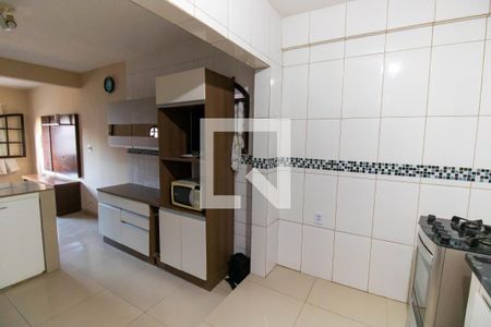 Cozinha de casa para alugar com 3 quartos, 120m² em Santa Rosa, Niterói