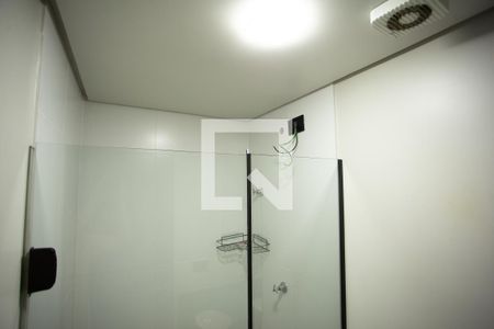 Banheiro de apartamento para alugar com 1 quarto, 30m² em Santana, São Paulo