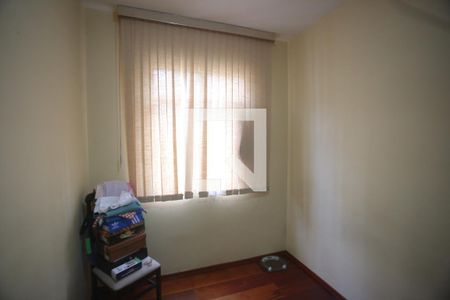 Quarto 1 de apartamento para alugar com 3 quartos, 87m² em Buritis, Belo Horizonte