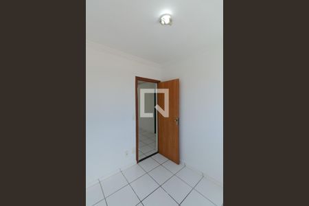 Quarto 1 de apartamento para alugar com 2 quartos, 48m² em Santa Terezinha, Belo Horizonte
