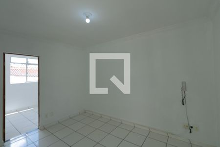 Sala de apartamento para alugar com 2 quartos, 48m² em Santa Terezinha, Belo Horizonte