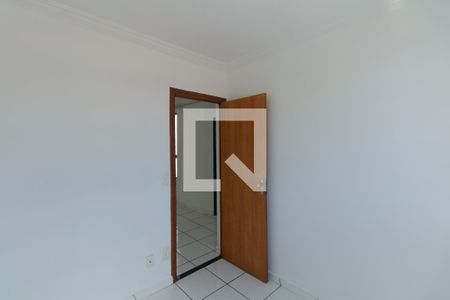 Quarto 1 de apartamento para alugar com 2 quartos, 48m² em Santa Terezinha, Belo Horizonte