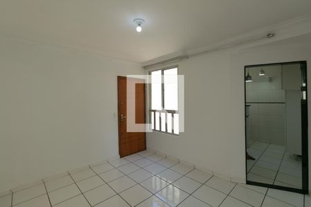 Sala de apartamento para alugar com 2 quartos, 48m² em Santa Terezinha, Belo Horizonte