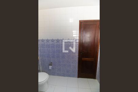 Banheiro Social de casa de condomínio à venda com 4 quartos, 310m² em Vila Progresso, Niterói