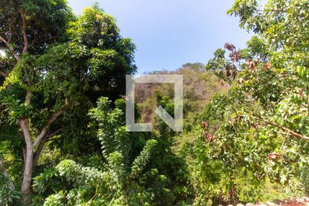 Vista da Suíte 1 de casa de condomínio à venda com 4 quartos, 310m² em Vila Progresso, Niterói