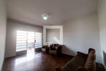 Sala de casa para alugar com 3 quartos, 290m² em Santa Cruz, Belo Horizonte