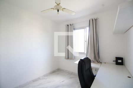 Quarto 1 de apartamento para alugar com 2 quartos, 51m² em Taquara, Rio de Janeiro