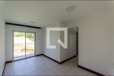 Sala de apartamento para alugar com 3 quartos, 62m² em City América, São Paulo