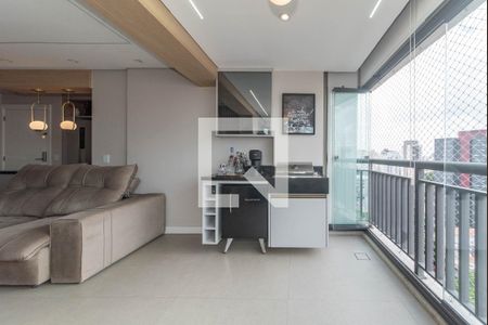 Varanda de apartamento à venda com 2 quartos, 64m² em Vila Guarani (zona Sul), São Paulo