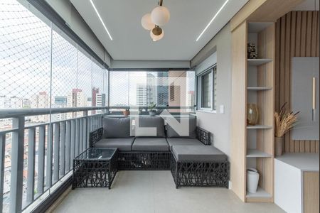 Varanda de apartamento à venda com 2 quartos, 64m² em Vila Guarani (zona Sul), São Paulo