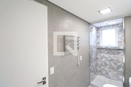 Banheiro de apartamento à venda com 1 quarto, 42m² em Barra Funda, São Paulo