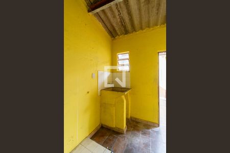 Área de Serviço  de casa à venda com 2 quartos, 90m² em Vila Marieta, São Paulo