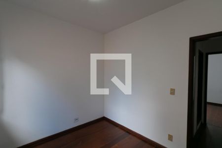 Quarto 1 de casa para alugar com 2 quartos, 62m² em Santa Rosa, Belo Horizonte