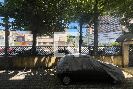 Vista da Sala de apartamento para alugar com 2 quartos, 45m² em Gonzaga, Santos