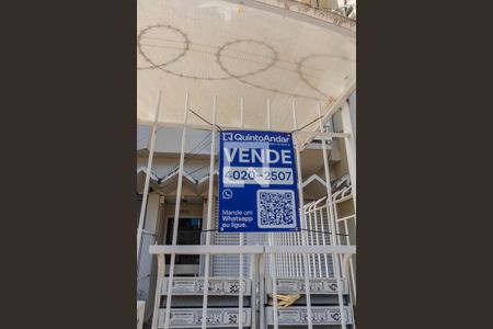 Placa de apartamento à venda com 1 quarto, 60m² em Menino Deus, Porto Alegre