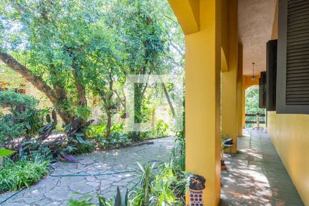 Quintal de casa à venda com 2 quartos, 164m² em Cavalhada, Porto Alegre