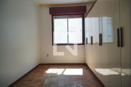Quarto 2 de apartamento para alugar com 2 quartos, 52m² em São Sebastião, Porto Alegre