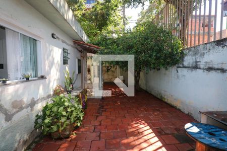 Quintal de casa à venda com 1 quarto, 63m² em Nova Gerti, São Caetano do Sul