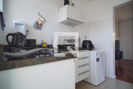 Cozinha de apartamento à venda com 1 quarto, 43m² em Vila Ipiranga, Porto Alegre