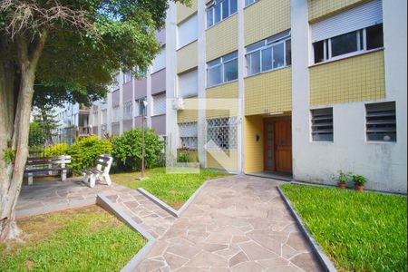 Hall Externo de apartamento à venda com 1 quarto, 43m² em Vila Ipiranga, Porto Alegre