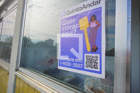 Adesivo na Janela de apartamento à venda com 1 quarto, 43m² em Vila Ipiranga, Porto Alegre