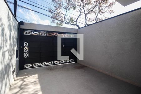 Garagem de casa à venda com 3 quartos, 150m² em Jardim Virginia Bianca, São Paulo