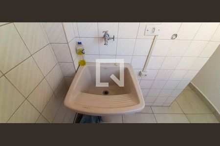 Área de Serviço de apartamento para alugar com 2 quartos, 54m² em Jardim Marieta, Osasco
