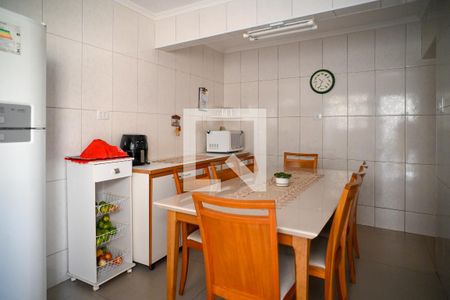 Cozinha de casa à venda com 4 quartos, 248m² em Vila Liviero, São Paulo