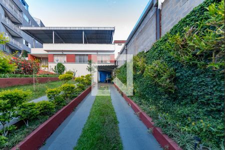 Garagem de casa à venda com 3 quartos, 161m² em Salgado Filho, Belo Horizonte